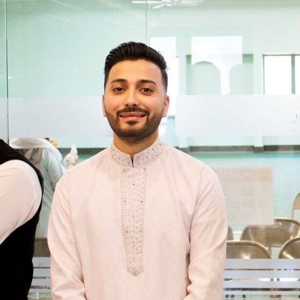 Meet your Posher, Faraz